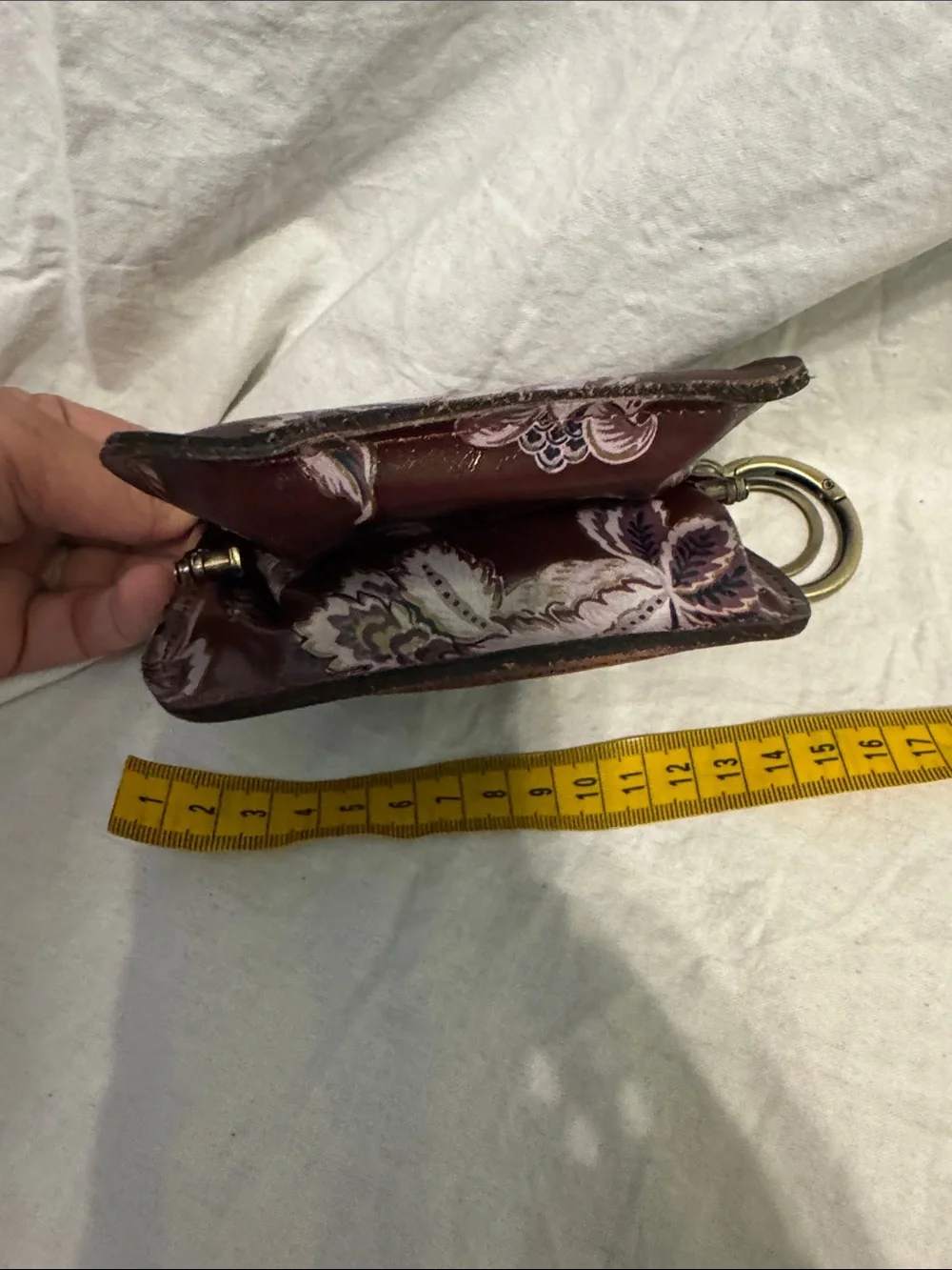 Patricia Nash Floral Embossed Key & Card Holder coin purse in Burgundy and Teal - Picture 4 of 4